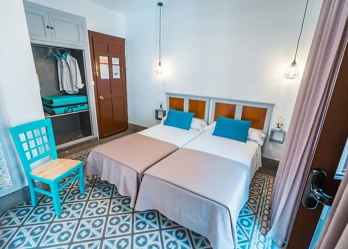 Veronica Centro Konukevi Granada